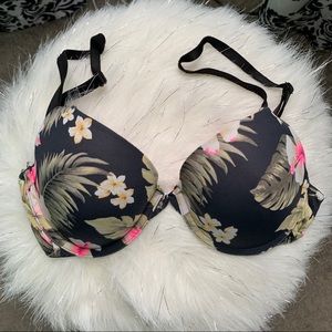 VS PINK Hawaiian Print Bra